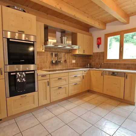 Luxury With Jacuzzi In Chalet *